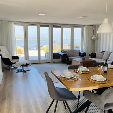 Дом отдыха Wierhooft 33 *